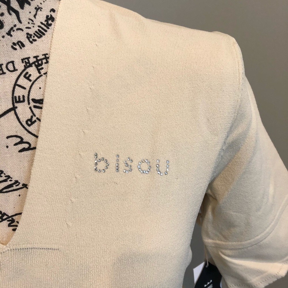 Bisou Top with Rhinestones - Picture 2 of 5